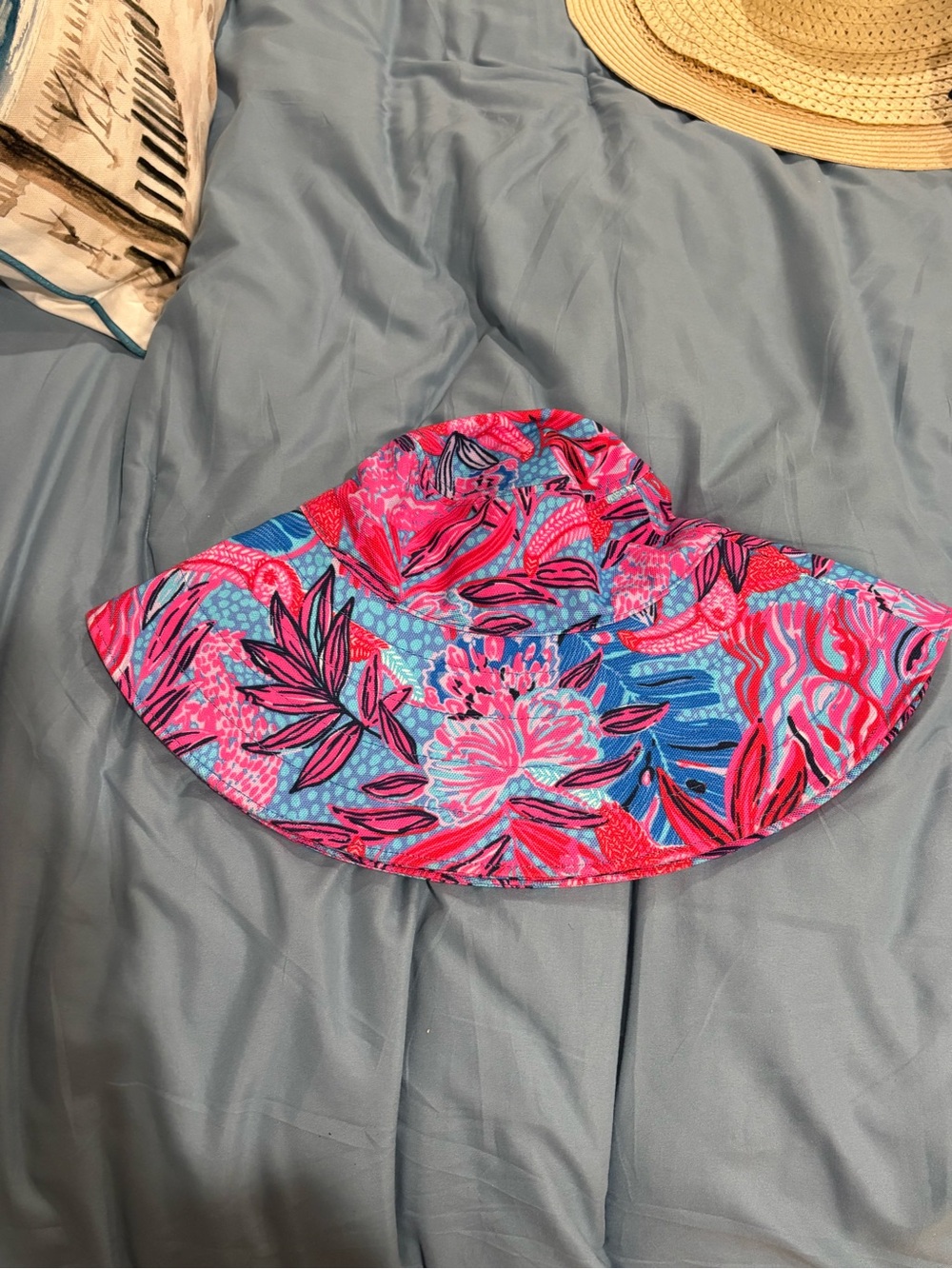 Lilly Pulitzer Vibrant Pink & Blue Floral Sun Bucket Hat